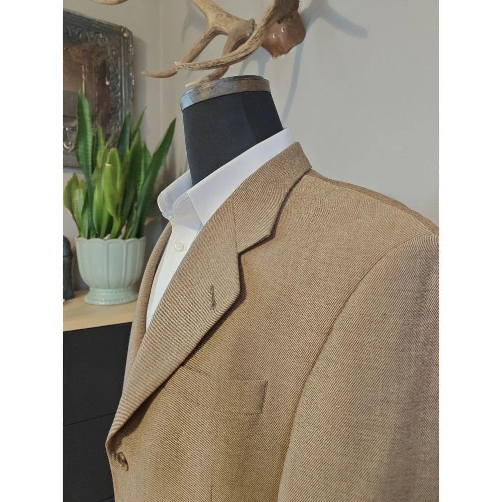 Prima Mens Wool Sports Coat 42R Beige Made in Canada 3 Button Italian Fabric